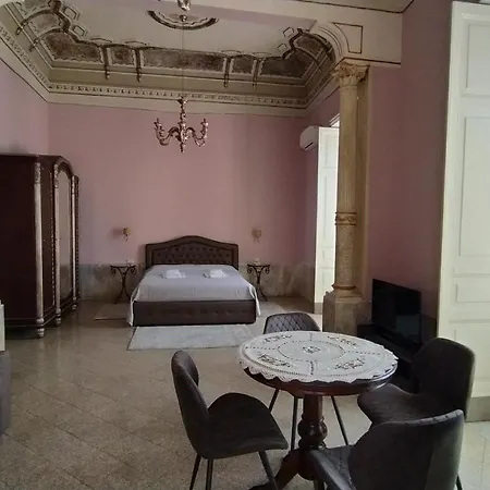 شقة Palazzo Arcidiacono - Luxury Holidays