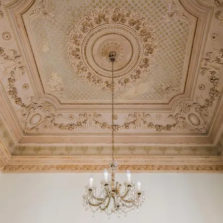 Palazzo Arcidiacono - Luxury Holidays شقة