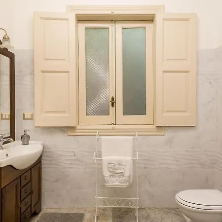 شقة Palazzo Arcidiacono - Luxury Holidays *